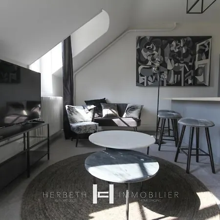 H-bnb D'asfeld לינה וארוחת בוקר 4*